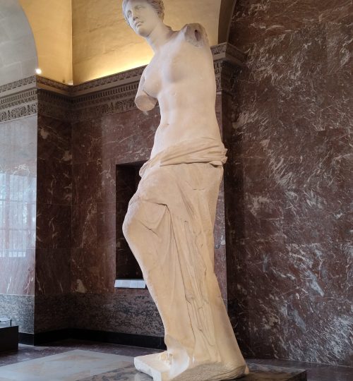Die Venus von Milo - ein herausragendes Beispiel griechischer Bildhauerkunst. Seit einigen Jahren wird von Griechenland die Restitution der Statue gefordert.