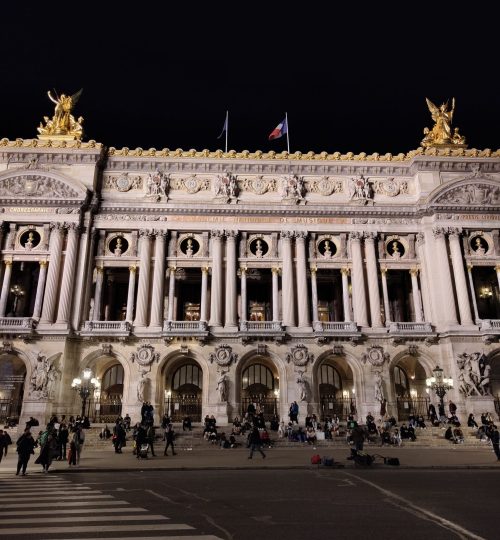Die Opéra Garnier - schon von außen ein sehr beeindruckendes Gebäude.