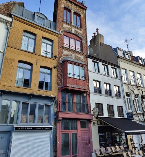 Ein sehr schmales, hübsches Häuschen in Lille.