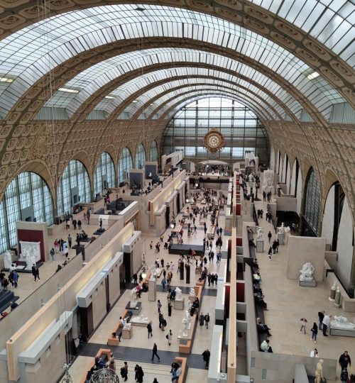 Am Wochenende besuchte ich dann endlich zum ersten Mal das Musée d'Orsay. Ein ursprüngliches Bahnhofsgebäude, das heute zu den bedeutendsten Kunstmuseen der Welt gehört.